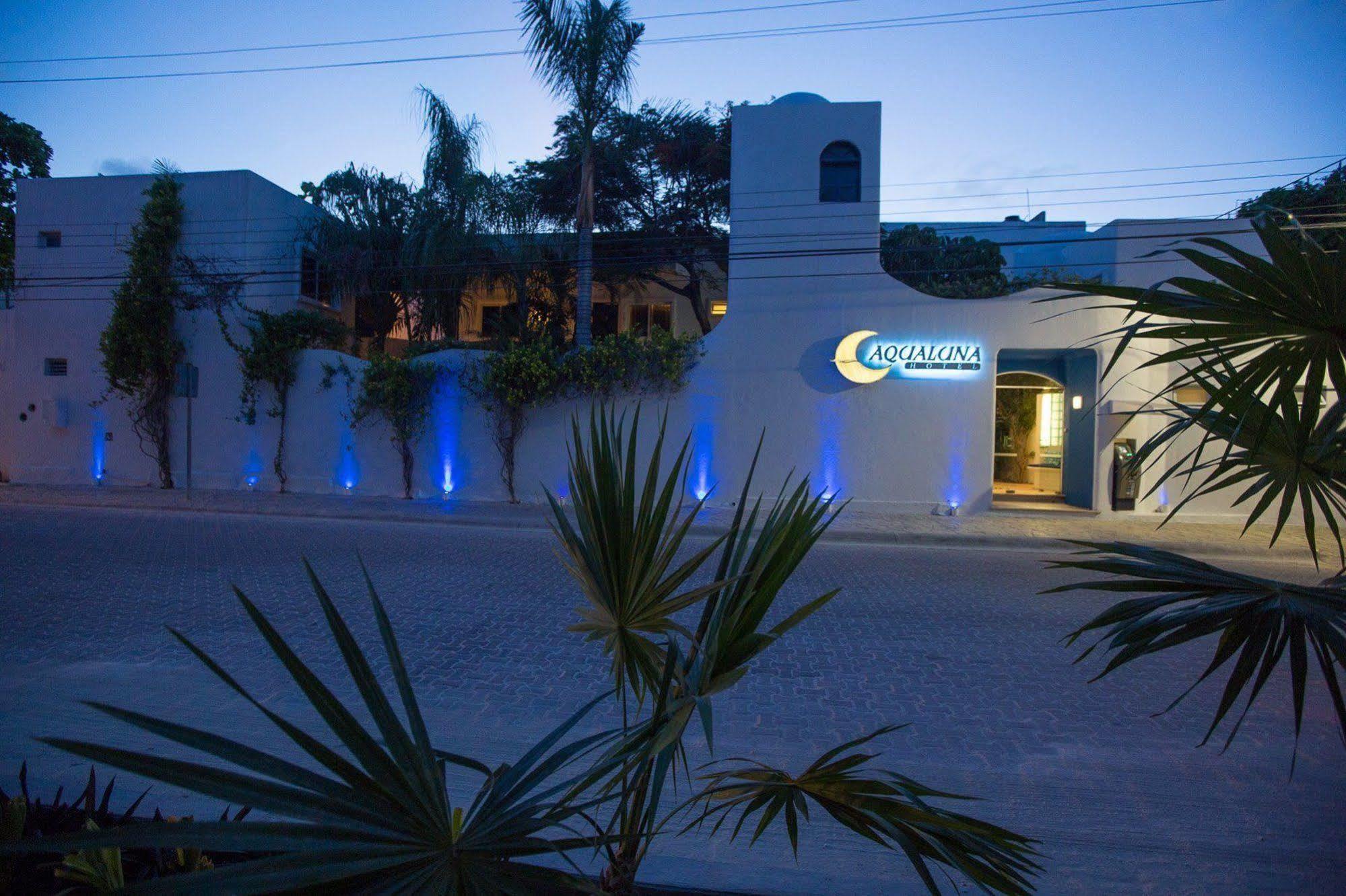 Aqualuna Boutique Hotel By Sunrise (Adults Only) Playa del Carmen Buitenkant foto